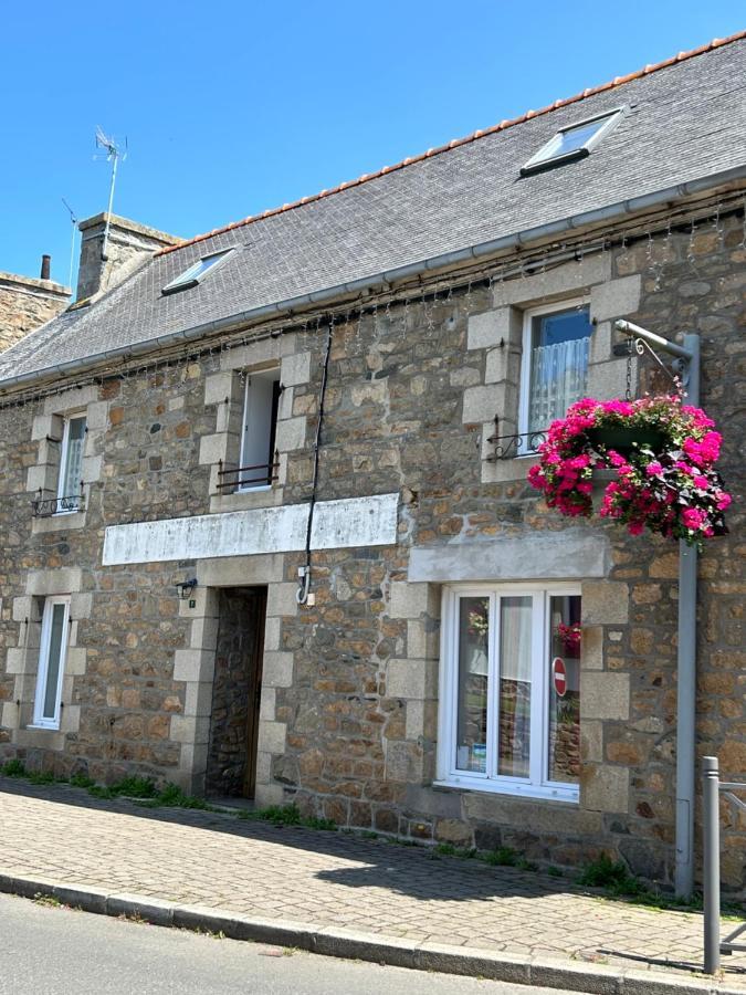 Gite Independant En Duplex Proche Mer Cote De Granit Rose Pleubian Bagian luar foto